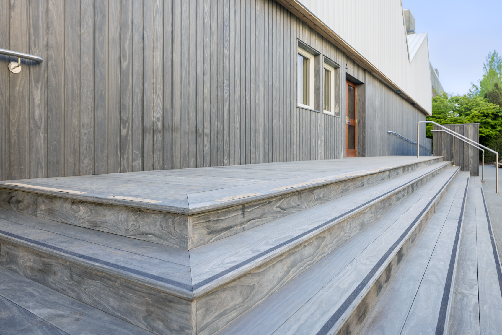 GREY MATTER: Accoya for interior and exterior cladding - reSAWN